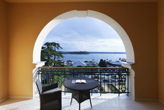 Kempinski_Palace_Portoroz_Balkon_mit_Blick_aus_Meer_Andrea_Gerum