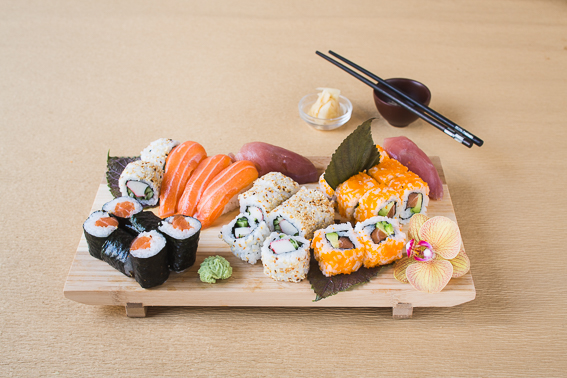 Lieferheld_Asien_Sonne_Sushi_Osaka_mix_3