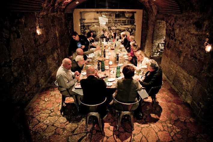 Salzburg Eat Meet Festival 2 Dinner im historischen Gewoelbe Wildfoto