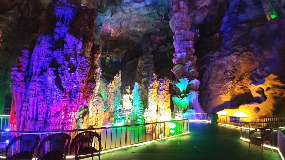 China_Ta_an_Great_Rift_Valley_Taishan_06_Gabi_Wilms_Tropfsteinhoehle