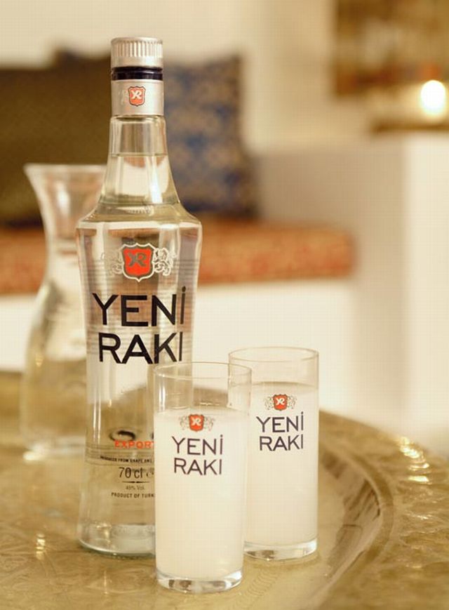 Yeni Raki  Anisschnaps verbindet t rkische Tradition mit 