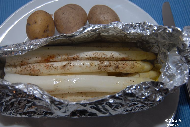 Spargel in Alufolie mit Pellkartoffeln 5 Spargel in Alufolie mit Pellkartoffeln