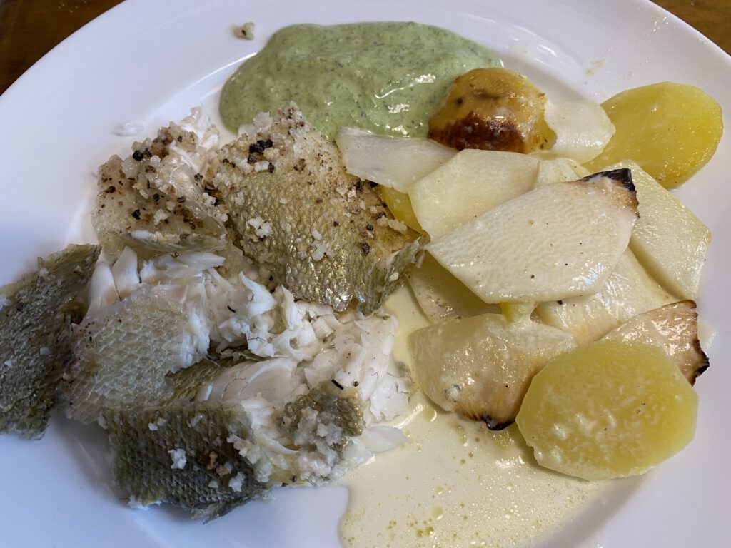 Hans Jörg Bachmeier: Zander in der Salzkruste mit grüner Sauce 8 Hans Jörg Bachmeier: Zander in der Salzkruste mit grüner Sauce