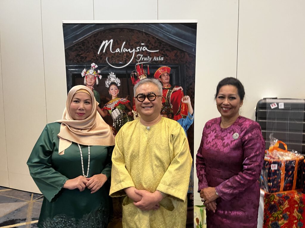 Ist das Frühstück Malaysias UNESCO-würdig? – Die faszinierende Welt der Malaysian Breakfast Culture 15 Malaysian Breakfast Culture - Chef Ismail Ahmad