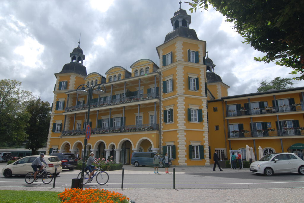 Ausflugsziele Wörthersee: Die schönsten Erlebnisse rund um den See 44 Falkensteiner Schlosshotel Velden am Wörthersee
