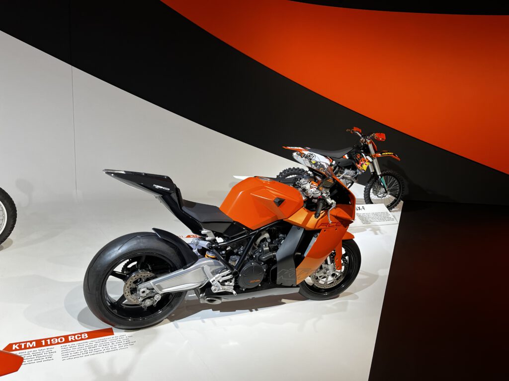 Entdeckerviertel KTM Mattighofen KTM-Motohall