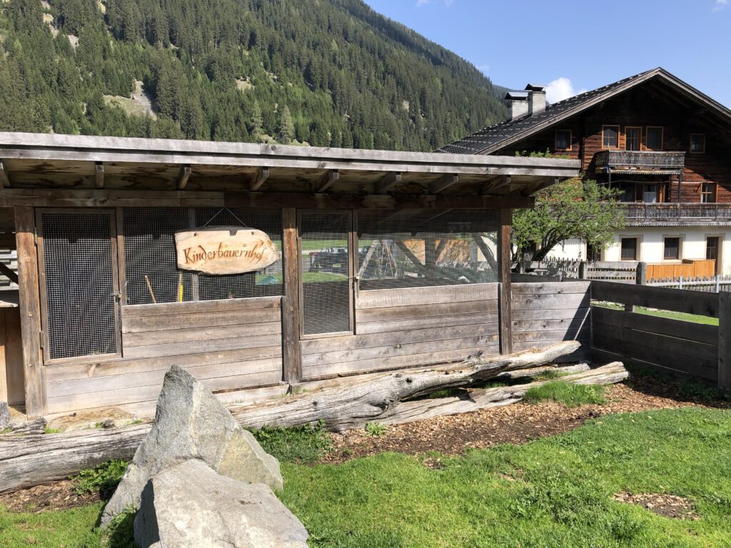Urlaub auf dem Bauernhof im Gsieser Tal: Unser Erlebnis auf dem Außermahrhof mit dem "Roten Hahn" 31 Urlaub auf dem Bauernhof im Gsieser Tal