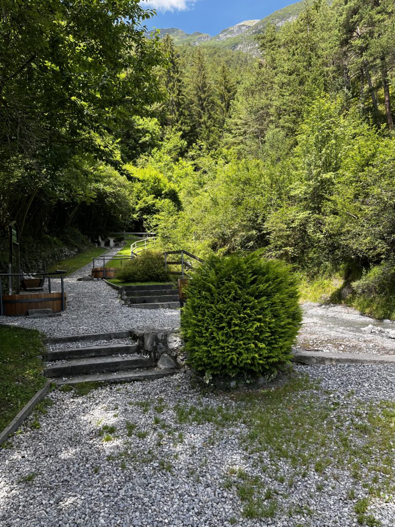 Auf den Spuren der Ritter: Der Tiroler Burgenweg in der Ferienregion TirolWest 8 Tiroler Burgenweg Ferienregion TirolWest