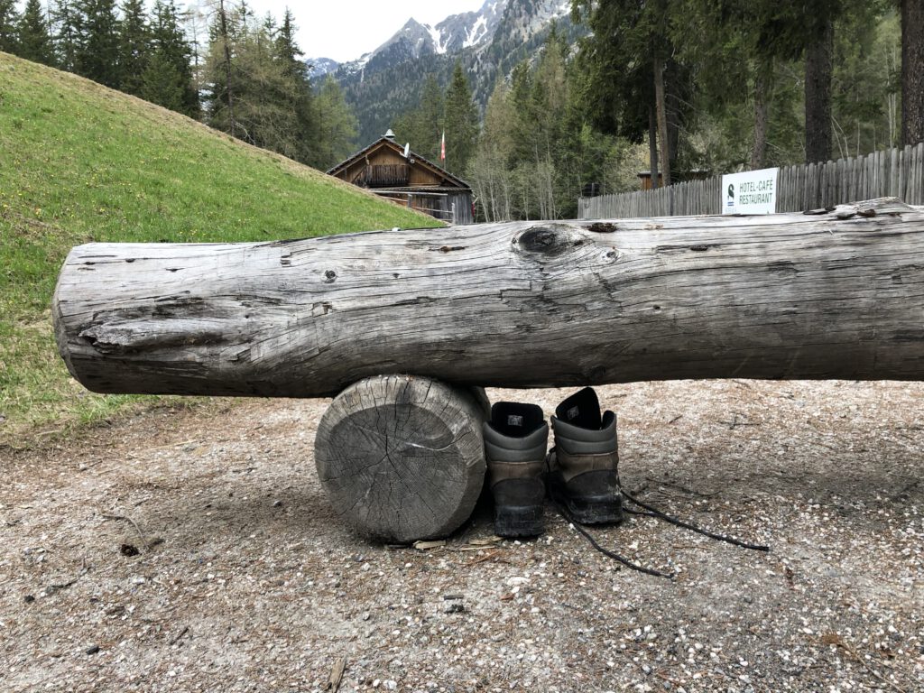Urlaub auf dem Bauernhof im Gsieser Tal: Unser Erlebnis auf dem Außermahrhof mit dem "Roten Hahn" 74 Urlaub auf dem Bauernhof im Gsieser Tal - Antholzer See