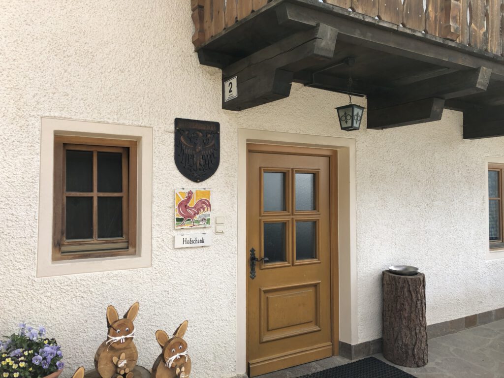 Urlaub auf dem Bauernhof im Gsieser Tal: Unser Erlebnis auf dem Außermahrhof mit dem "Roten Hahn" 101 Urlaub auf dem Bauernhof im Gsieser Tal