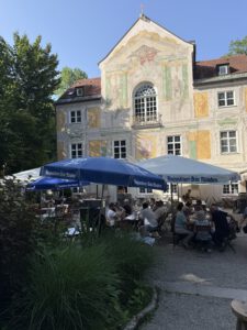 Asam Schlössl: Irland trifft Bayern im Münchner Süden 13 Asam Schlössl