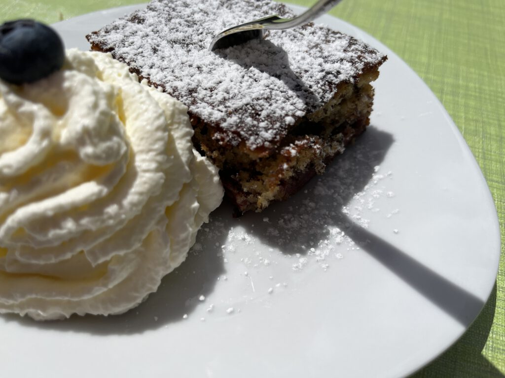 Genuss hoch 3: Wandern, Schlemmen, Staunen – das Mountain Food Festival in Imst 27 Genuss hoch 3 - Wandern, Schlemmen, Staunen: Beim „Genuss hoch 3“-Festival in Imst erleben Feinschmecker eine Alpenkulinarik der Extraklasse – mitten in Tirol.