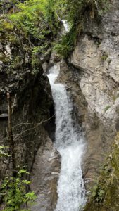 Genuss hoch 3: Wandern, Schlemmen, Staunen – das Mountain Food Festival in Imst 37 Genuss hoch 3 Rosengartenschlucht Wandern, Schlemmen, Staunen: Beim „Genuss hoch 3“-Festival in Imst erleben Feinschmecker eine Alpenkulinarik der Extraklasse – mitten in Tirol.
