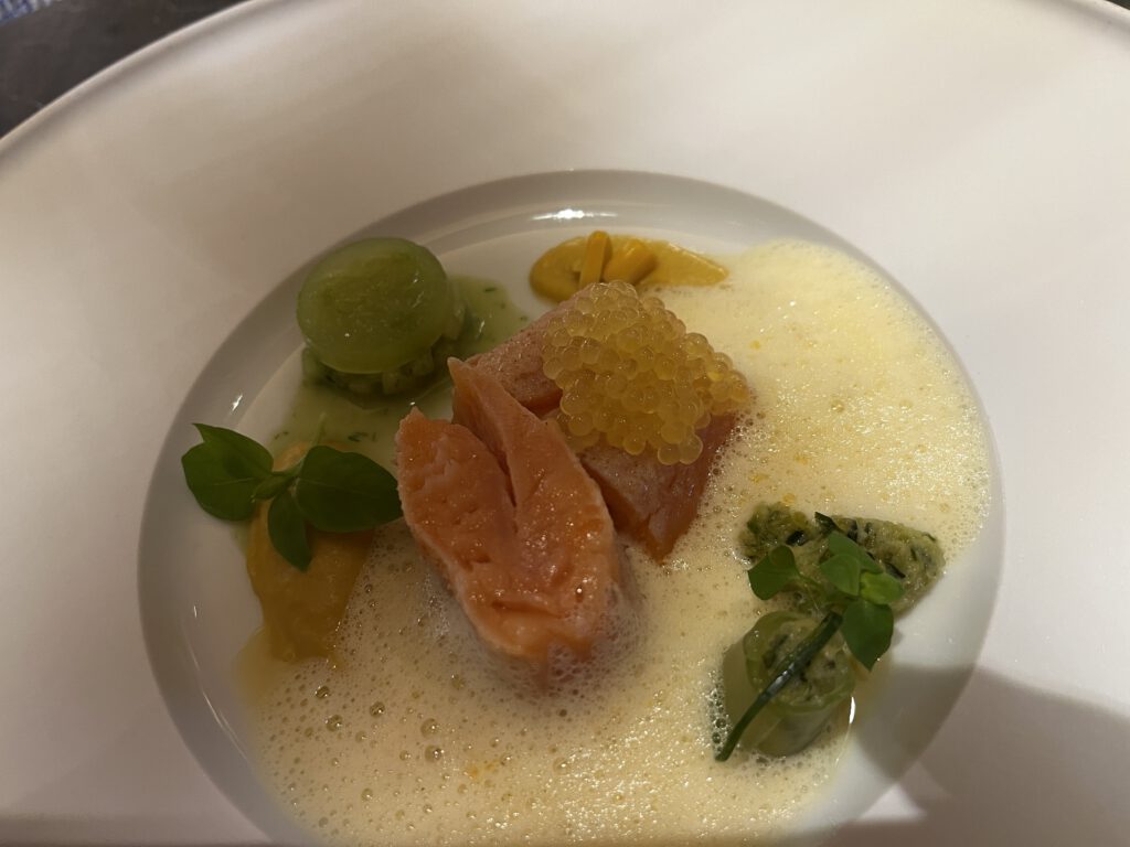 Gourmetrestaurant Dichter: Am Chef's Table bei Thomas Kellermann in Rottach-Egern 13 Gourmetrestaurant Dichter - Parkhotel Egerner Höfe - Tegernsee