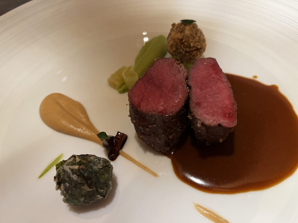 Gourmetrestaurant Dichter: Am Chef's Table bei Thomas Kellermann in Rottach-Egern 16 Gourmetrestaurant Dichter - Parkhotel Egerner Höfe - Tegernsee
