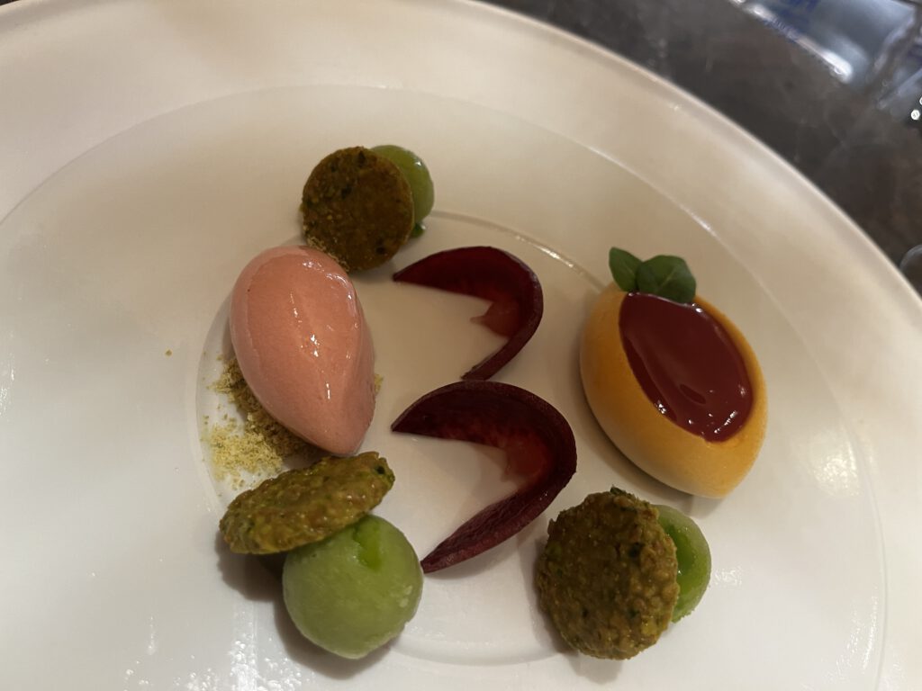 Gourmetrestaurant Dichter: Am Chef's Table bei Thomas Kellermann in Rottach-Egern 17 Gourmetrestaurant Dichter - Parkhotel Egerner Höfe - Tegernsee