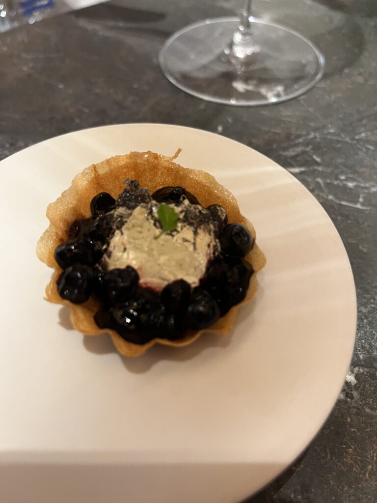 Gourmetrestaurant Dichter: Am Chef's Table bei Thomas Kellermann in Rottach-Egern 28 Gourmetrestaurant Dichter: Am Chef's Table bei Thomas Kellermann in Rottach-Egern 9