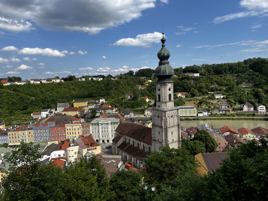 10 Entdeckungen im Entdeckerviertel: Urlaub zwischen Inn, Moor und Motoren 8 10 Entdeckungen im Entdeckerviertel: Urlaub zwischen Inn, Moor und Motoren 1