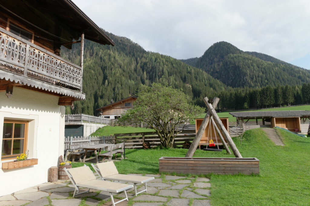 Urlaub auf dem Bauernhof im Gsieser Tal: Unser Erlebnis auf dem Außermahrhof mit dem "Roten Hahn" 8 Urlaub auf dem Bauernhof im Gsieser Tal