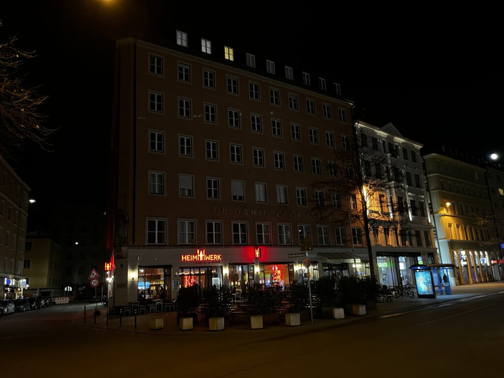 HeimWerk: Fast Slow Food zwischen Systemgastronomie und Anspruch 14 HeimWerk Restaurants