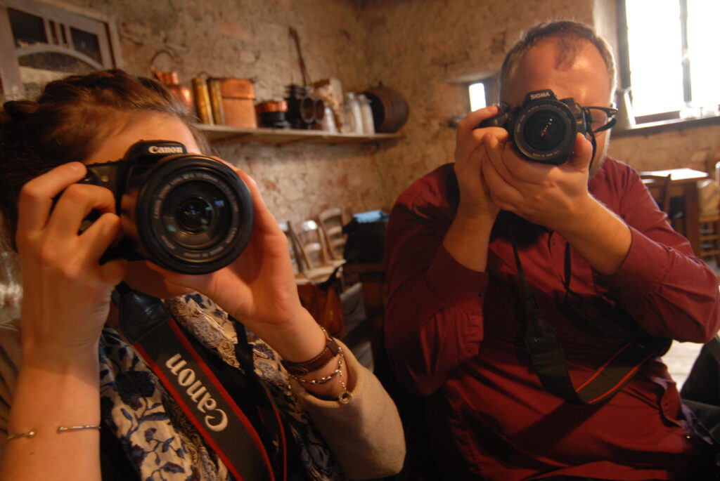 10 Tipps für perfekte Urlaubsfotos: Zwischen Ästhetik, Genuss und Etikette 9 10 Tipps für perfekte Urlaubsfotos: Zwischen Ästhetik, Genuss und Etikette 3