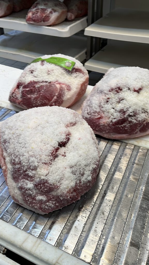 Prosciutto Toscano DOP: Die Essenz toskanischer Lebensart 14 Prosciutto Toscano DOP