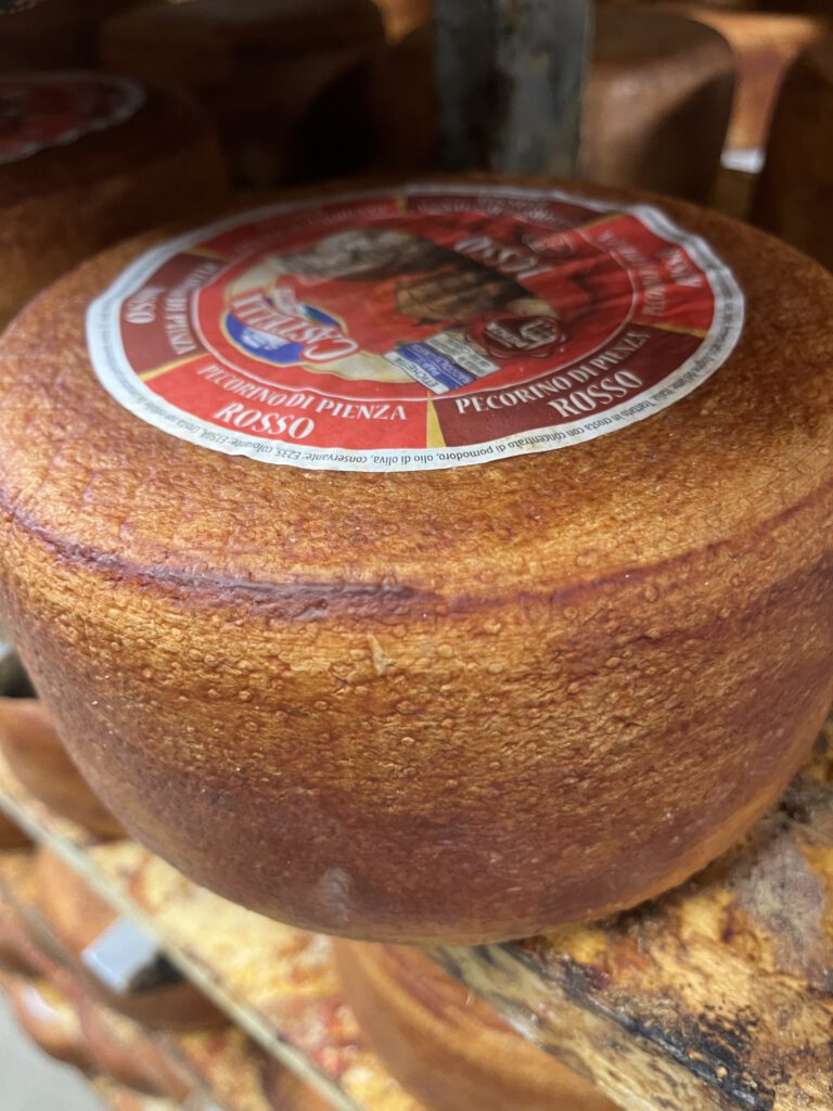 Echter Pecorino Toscano DOP: Zu Besuch in der Käserei in Pienza 14 Pecorino Toscano DOP