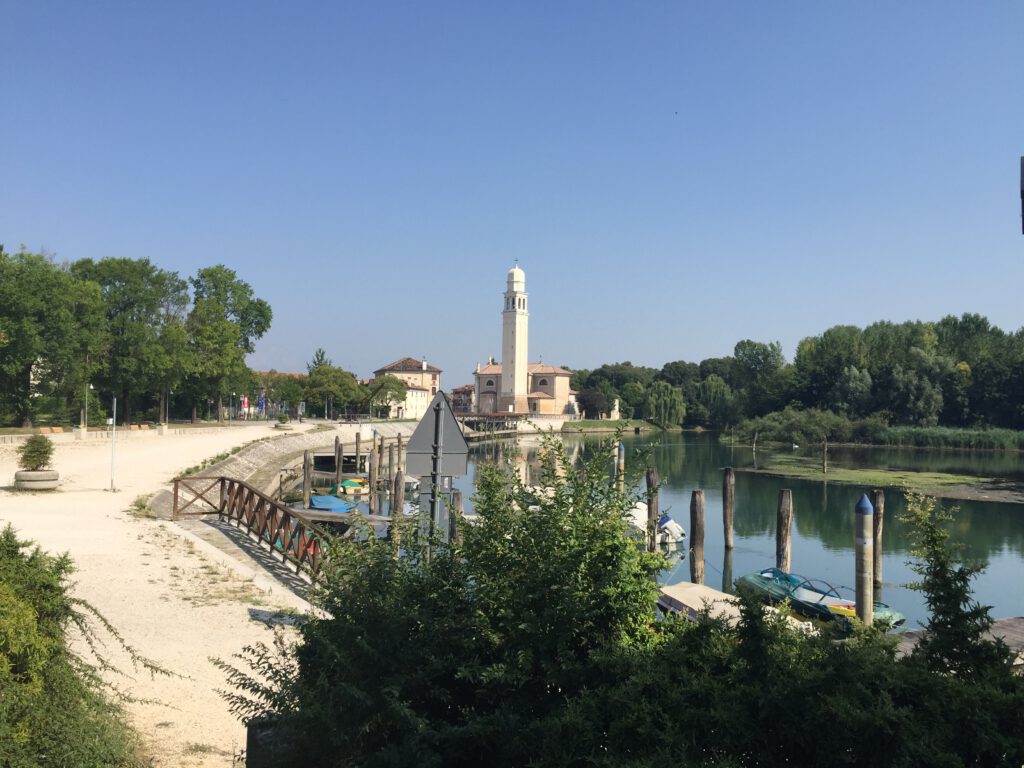 München - Venezia Radweg: Eine Genuss-Odyssee auf zwei Rädern 175 München – Venezia Radweg