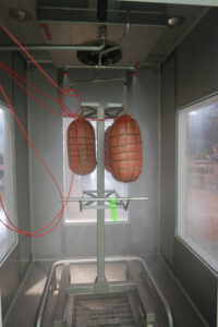 Echte Mortadella Bologna: Das Geheimnis der Riesenwurst und warum sie eine Dusche braucht 12 Mortadella Bologna
