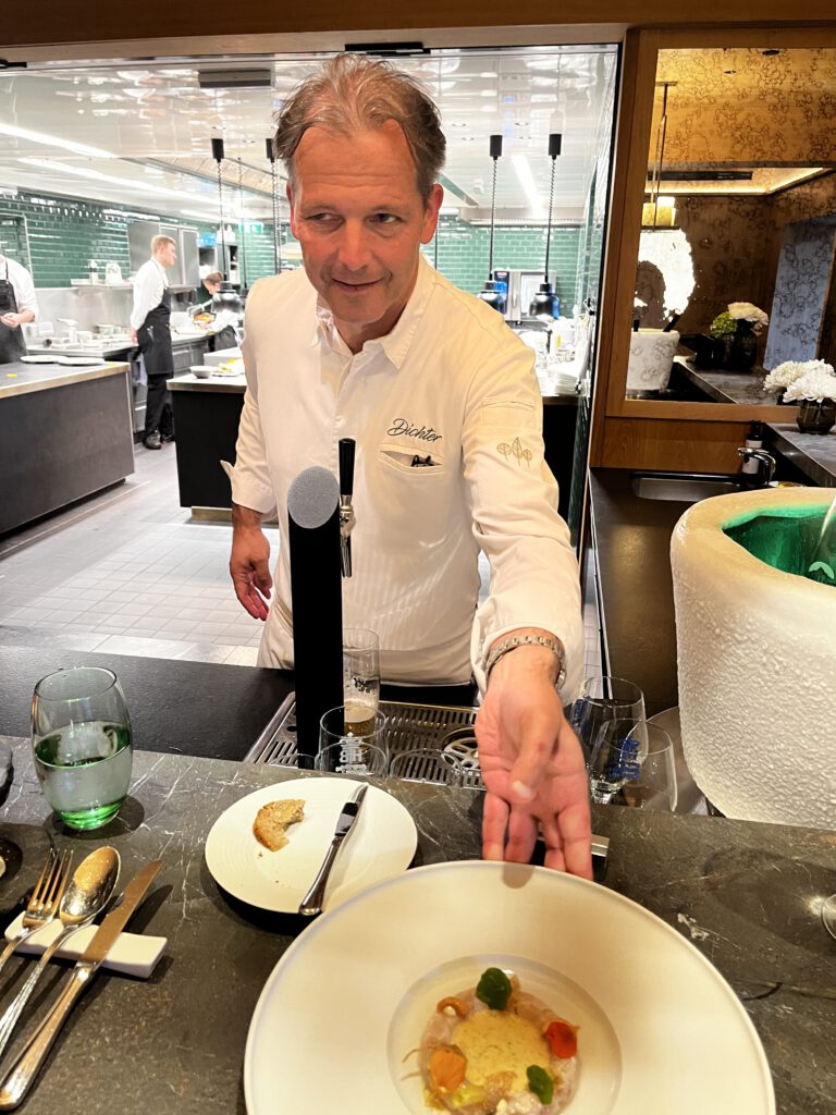 Die verlorene Ehre des Kellners: Thomas Kellermann über Nachwuchs, Servicekultur in der Gastronomie und warum gute Küche gute Gastgeber braucht 5 Thomas Kellermann, Gourmetrestaurant Dichter, Park-Hotel Egerner Höfe, Servicekultur in der Gastronomie