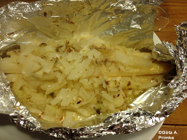 Spargel mit Fenchel und Weißwein