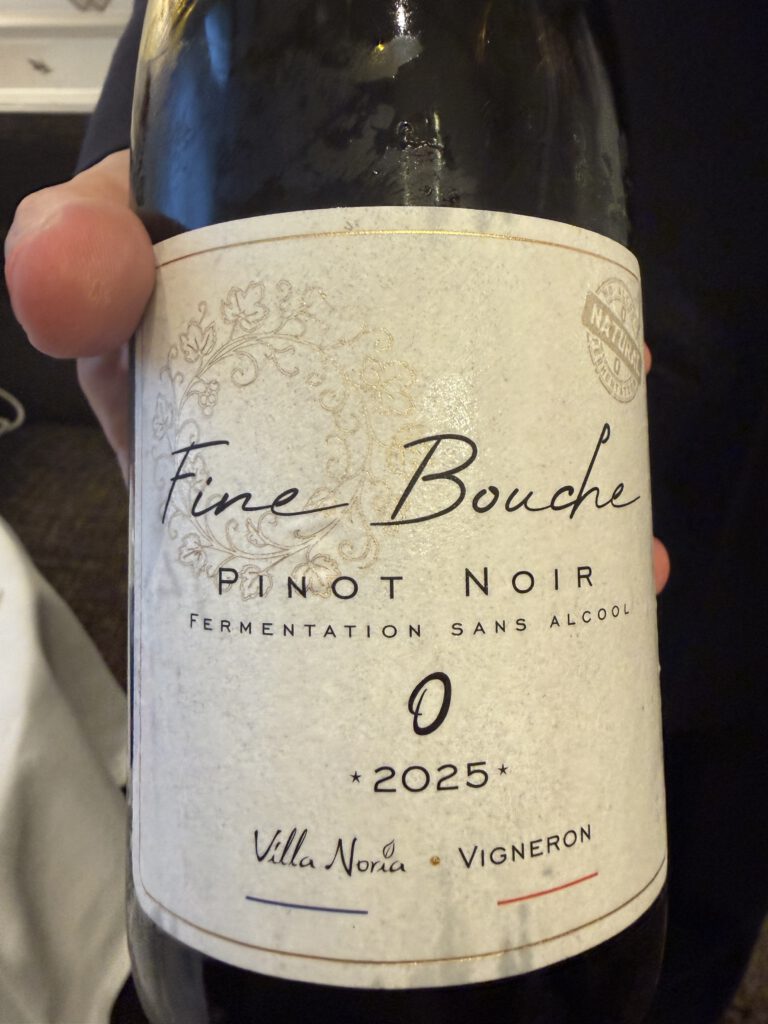 0,0 Prozent, 100 Prozent Genuss? Alkoholfreie Getränkebegleitung in der Spitzengastronomie 12 Fine Bouche Pinot Noir 0,0 Prozent von Villa Noria