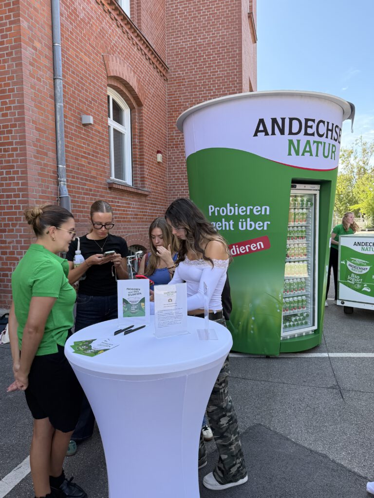 Andechser Natur: Wie die Gen Z Jogurt, Skyr und Kefir neu entdeckt