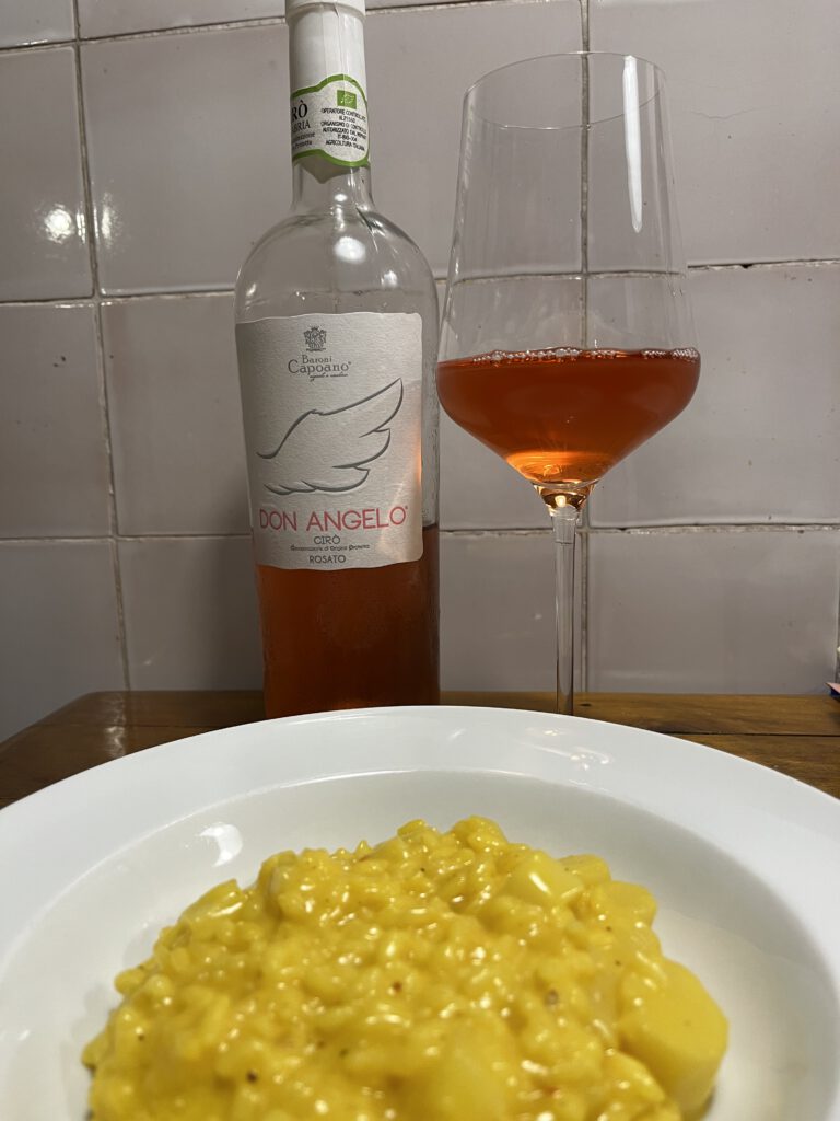 Don Angelo Cirò Rosato aus Kalabrien zu Risotto
