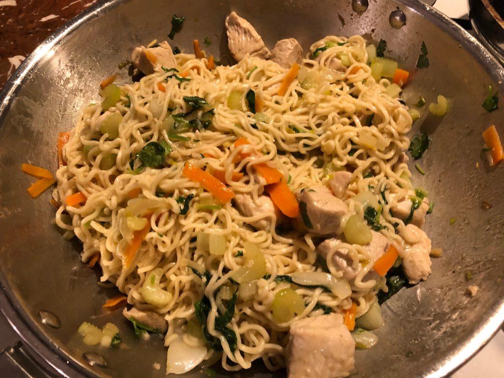 Chinesisches Wok-Huhn, Avocado-Gurken-Salat, Lisa Bunn Fleissiges Lieschen 2