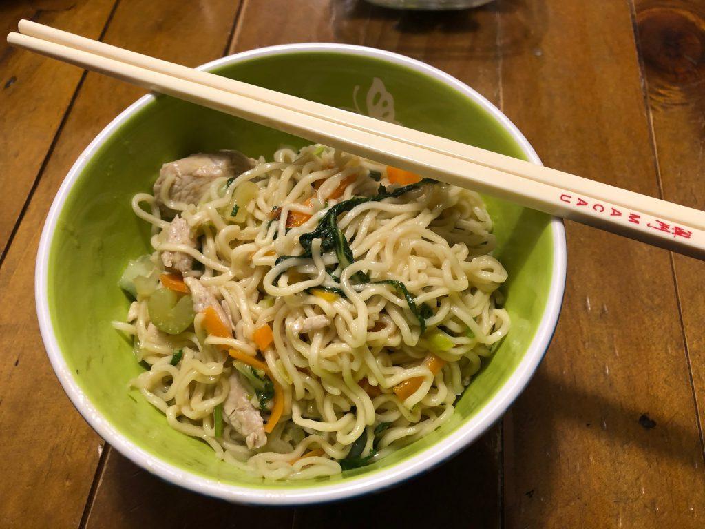 Chinesisches Wok-Huhn, Avocado-Gurken-Salat, Lisa Bunn Fleissiges Lieschen 4