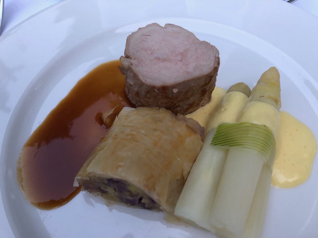 Tafeln im Weinviertel im Englischen Garten München