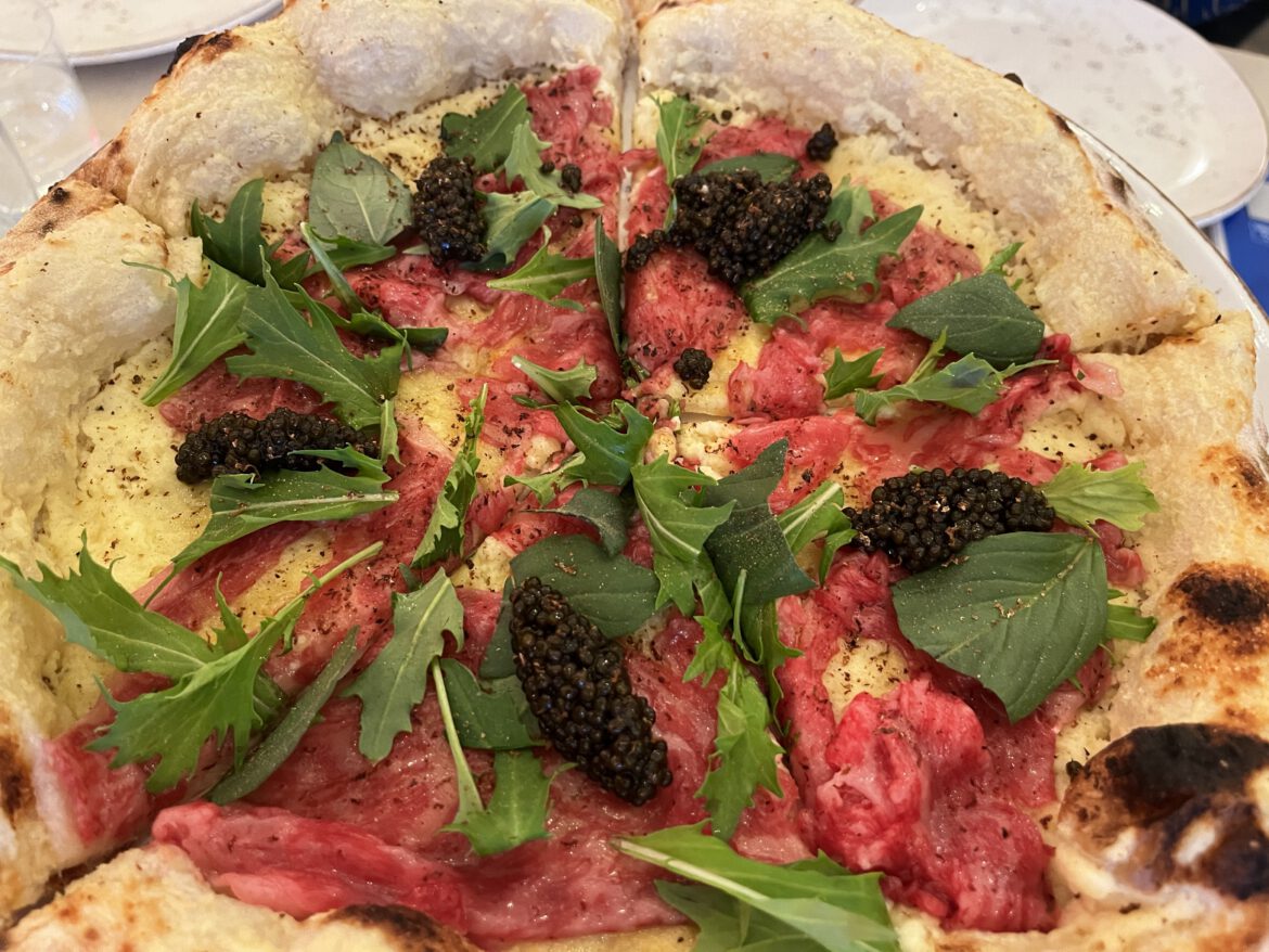 Pizza Studio - Pizza Ho Lee Shit