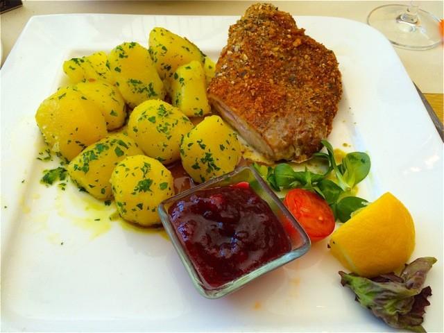 Via Culinaria: Schnee satt für Feinspitze & Hüttenhocker in Zell am See-Kaprun 33 Via Culinaria 7. Köstliches Steirer-Cordon Bleu im Gipfel Restaurant