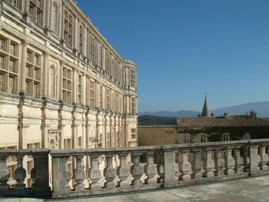 Tricastin: Ein Land für Entdecker 25 tricastin bettina haase 05_schloss_grignan