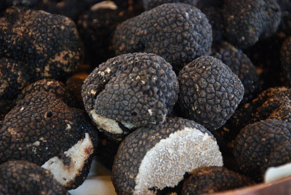 Vila Vita Marburg: Kulinarische Landpartie mit Spitzenköchen 9 Vila Vita Marburg Hofgut Dagobertshausen Kulinarische Landpartie Jörg Bornmann Gabi Voegele