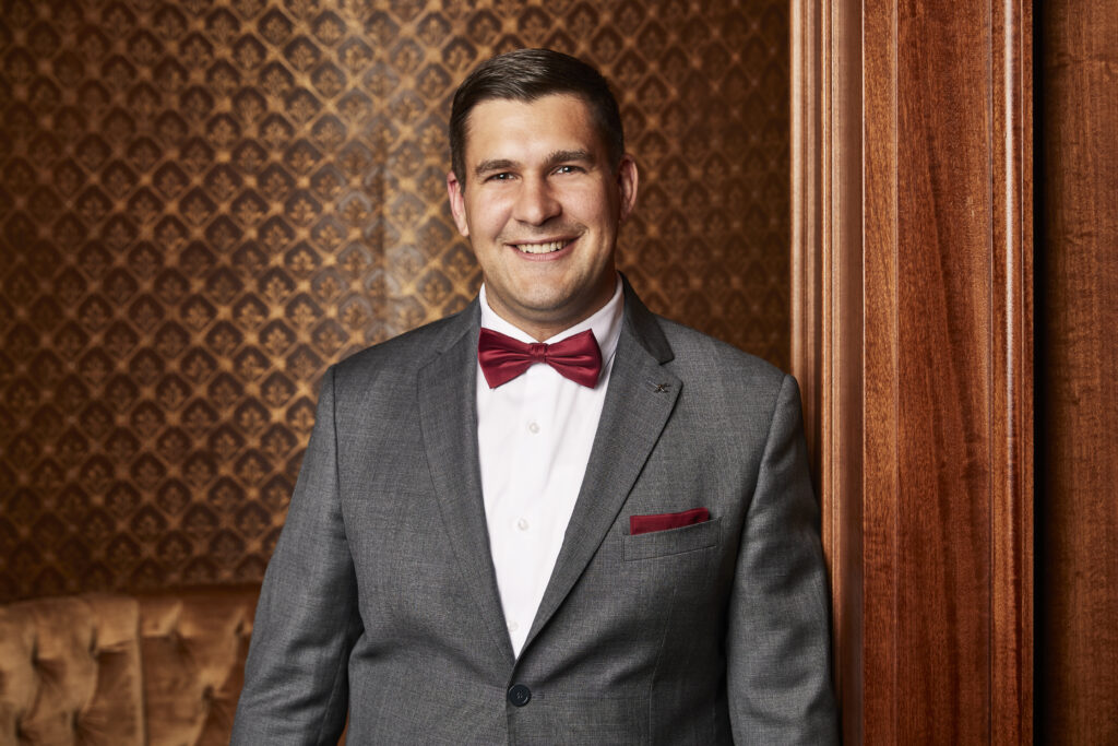 Hotel Vier Jahreszeiten Kempinski München: Klassiker neu interpretiert in der Jahreszeiten Bar 12 Hotel Vier Jahreszeiten Kempinski München: Klassiker neu interpretiert in der Jahreszeiten Bar 11