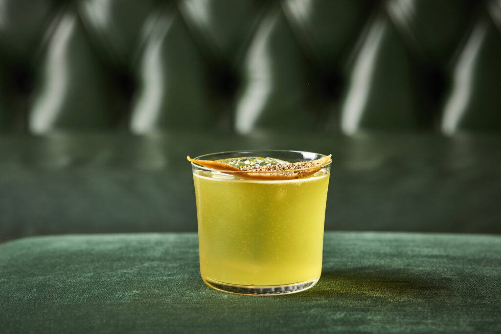 Hotel Vier Jahreszeiten Kempinski München: Klassiker neu interpretiert in der Jahreszeiten Bar 10 Hotel Vier Jahreszeiten Kempinski München: Klassiker neu interpretiert in der Jahreszeiten Bar 9